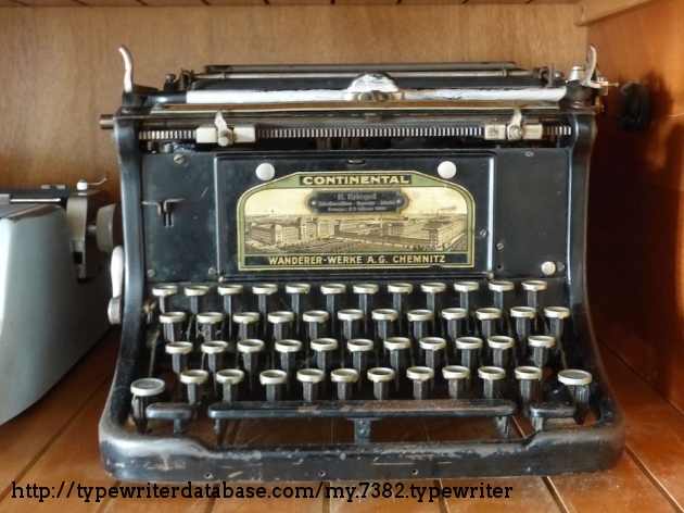 1914 Continental Standard on the Typewriter Database