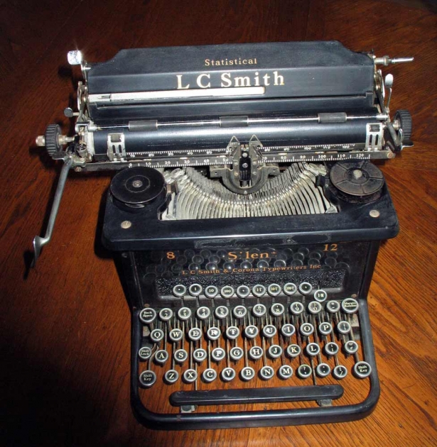 1934 L.C. Smith Silent 8 on the Typewriter Database