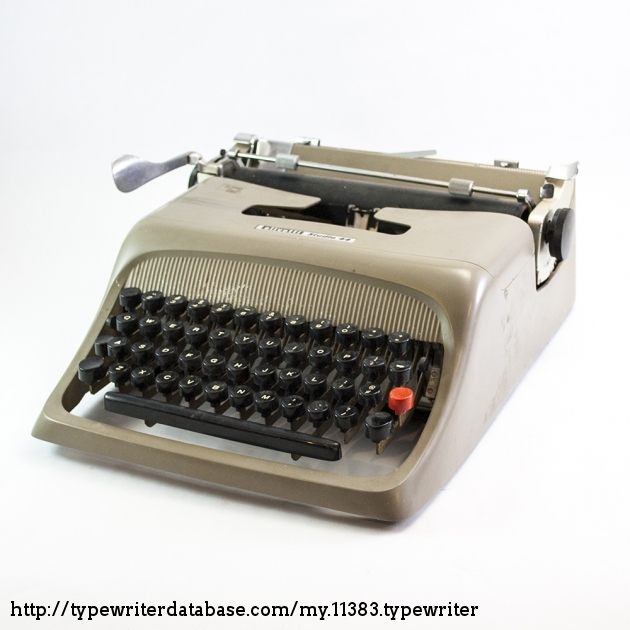 1966 Olivetti Studio 44 on the Typewriter Database