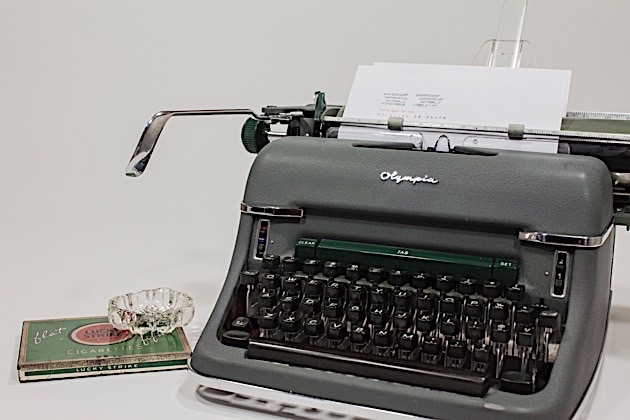 1958 Olympia SG1 on the Typewriter Database