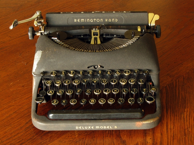 1946 Remington Deluxe Model 5 on the Typewriter Database