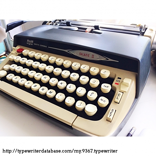 Smith-Corona Galaxie II Manual Typewriter 