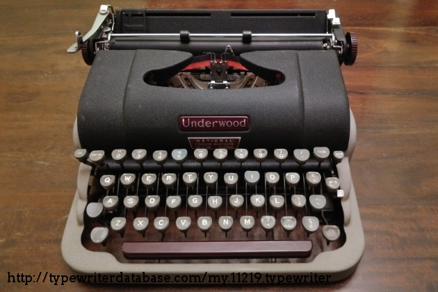 1952 Underwood Finger-Flite Champion on the Typewriter Database