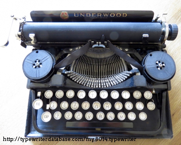 1922 Underwood Portable 3 Bank on the Typewriter Database