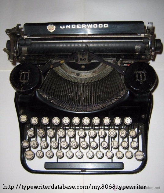 1933 Underwood Portable 4 Bank on the Typewriter Database