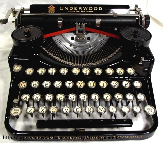 1927 Underwood Portable 4 Bank on the Typewriter Database